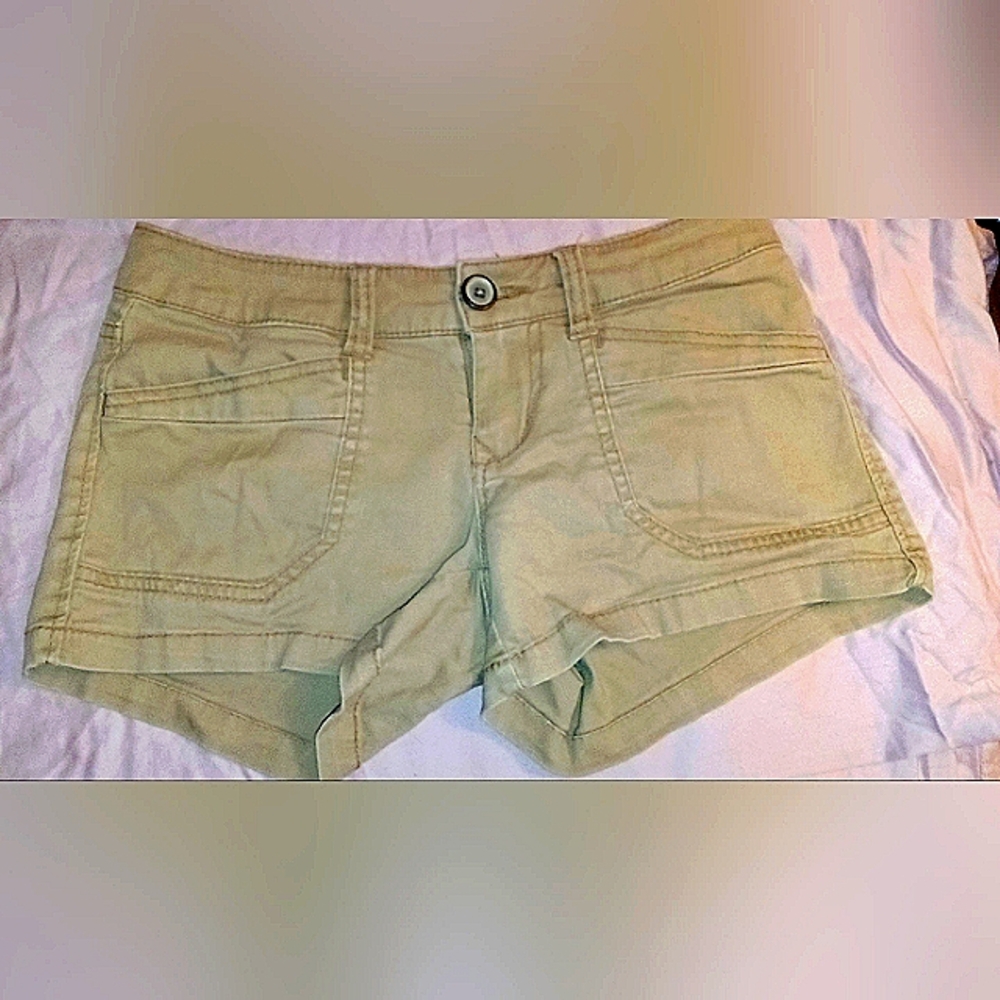 UNIONBAY Tan Shorts, Size 1